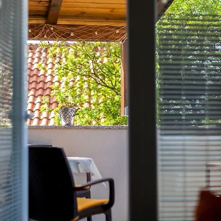 公寓 Hasanec By El-pi Tours 奈维斯