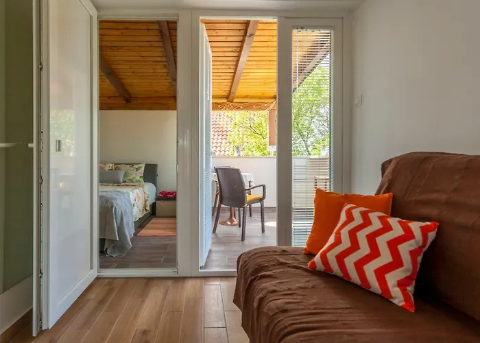 Hasanec By El-pi Tours Appartement Njivice