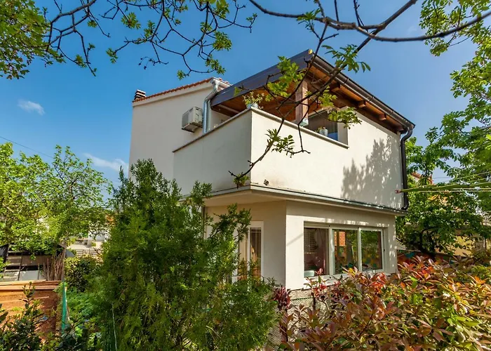 Hasanec By El-pi Tours *