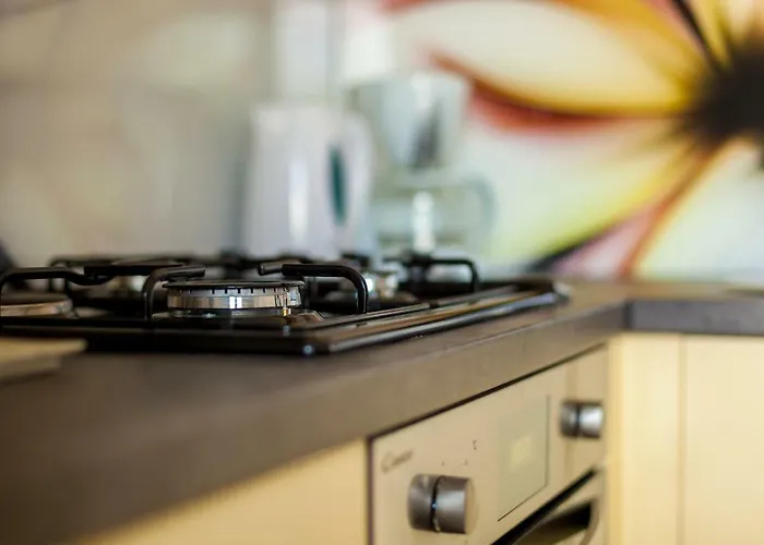 Hasanec By El-pi Tours * 奈维斯