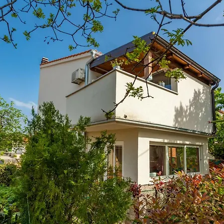 Hasanec By El-pi Tours *