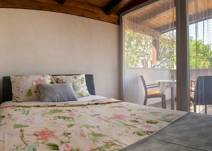 Apartament Hasanec By El-pi Tours