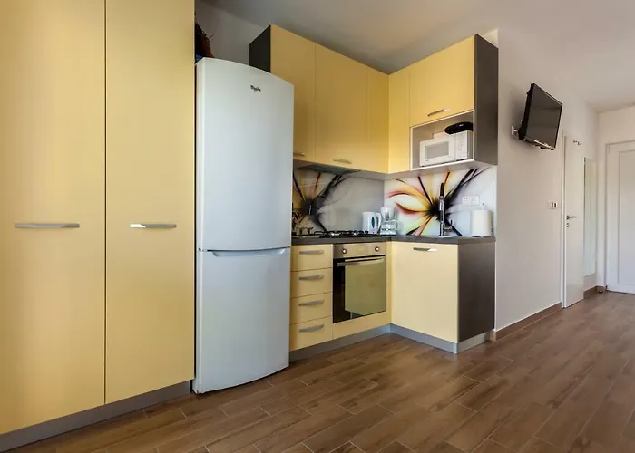 Apartament Hasanec By El-pi Tours *